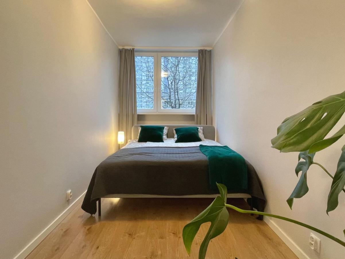 Apartament Przy Atrium, Stacja Metra Rondo Onz Varsovie Extérieur photo